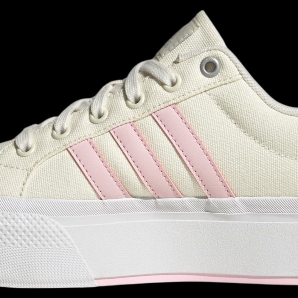 Adidas Bravada 2.0 Platform. Brand New. Womens Size: 7 - 9.5. - Picture 5 of 8